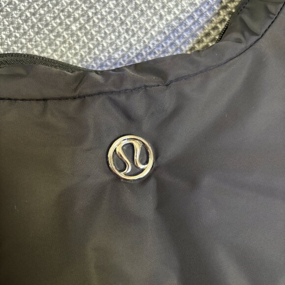 NEW Lululemon Mini Shoulder Crescent Hobo Bag 4L Black - Picture 6 of 6